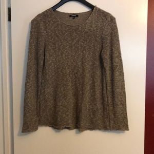 Woman’s light weight sweater